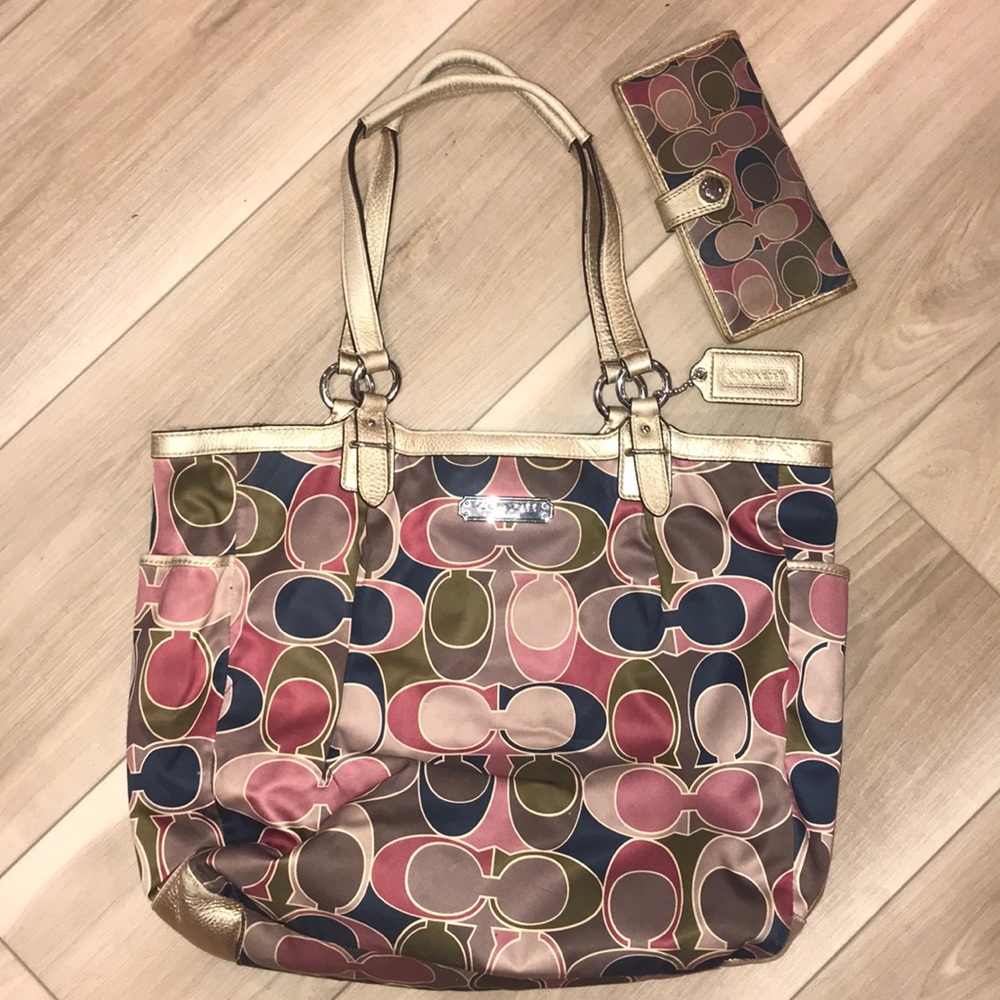 Authentic Vintage Coach Tote Bag and Wallet